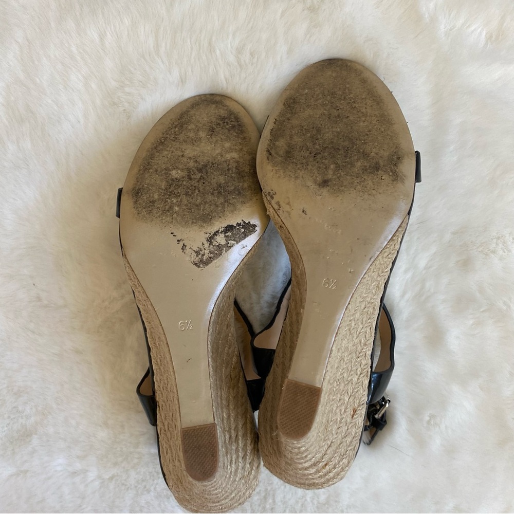 Badgley Mischka Glossy Black Patent Leather Sandals | Sz 6-1/2 - Picture 9 of 9